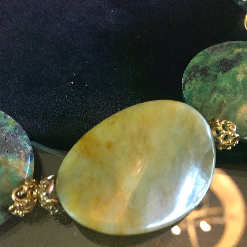 VTG - Natural yellow Jadeite and Ruby Zoisite - Picture 9 of 9